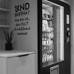 Und - Smart Alpine Szálloda *