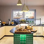 Und - Smart Alpine فندق *