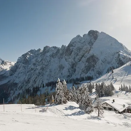 Und - Smart Alpine فندق 4*