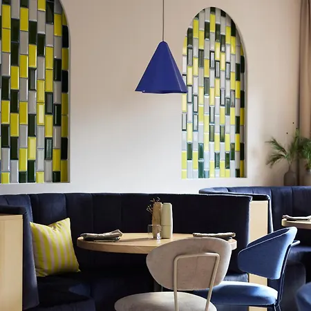 Und - Smart Alpine *