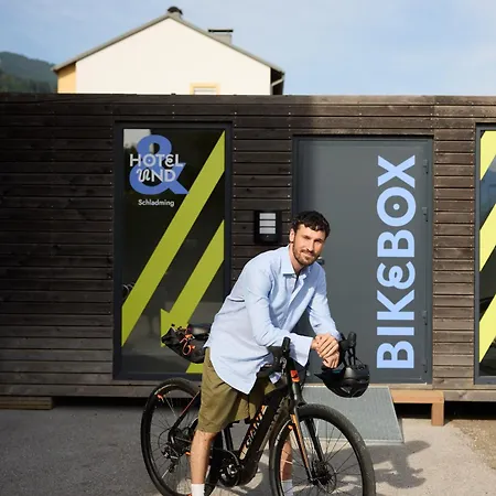 Hotel Und - Smart Alpine *